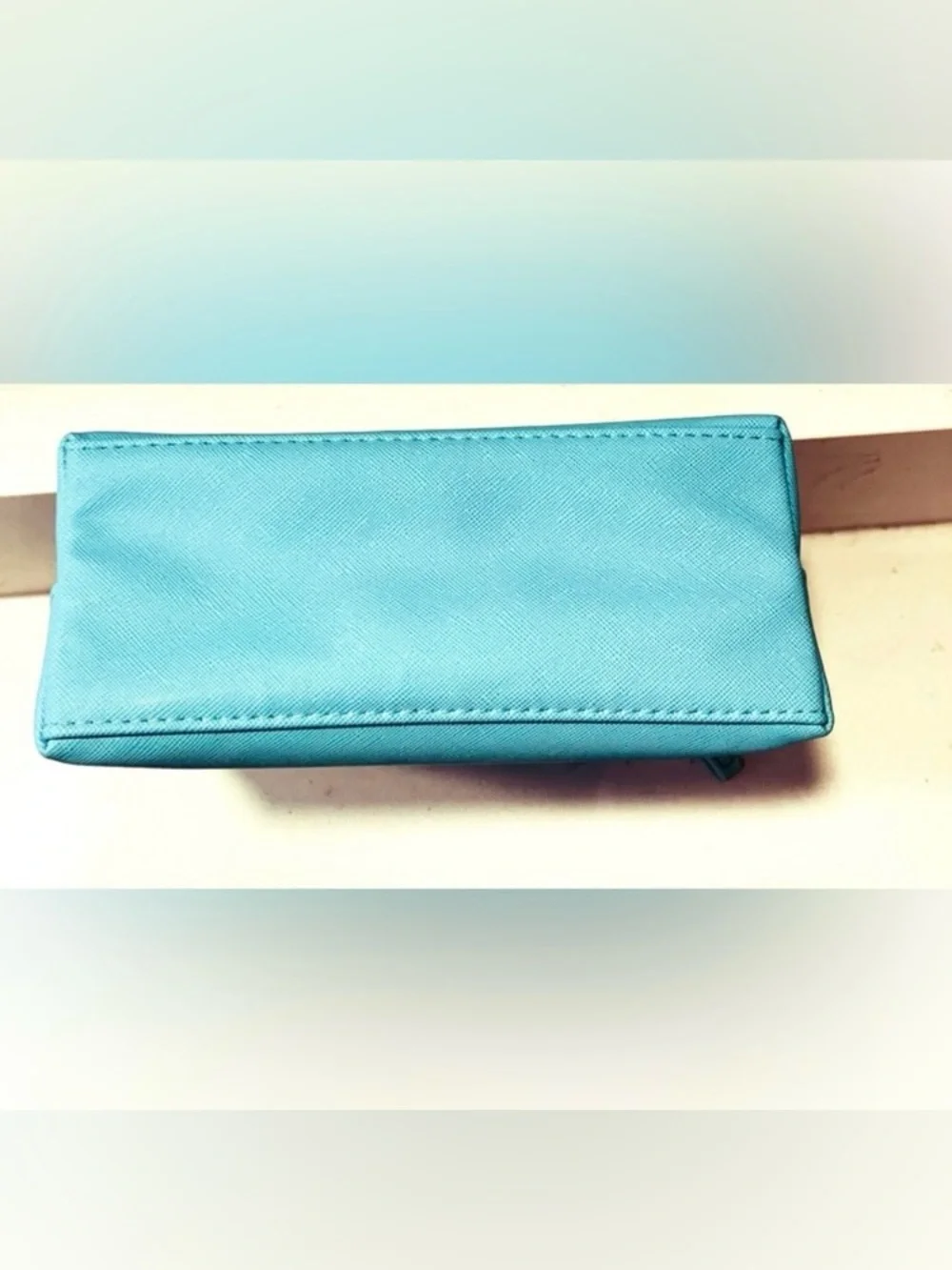 La Mer Cosmetic Makeup Bag — Robin Egg Blue | NWOT